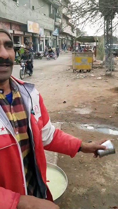 A villger man cry dew to govt poleses