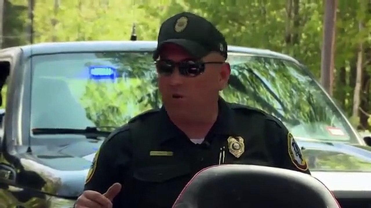 North Woods Law - Se14 - Ep04 - Bump in the Road HD Watch