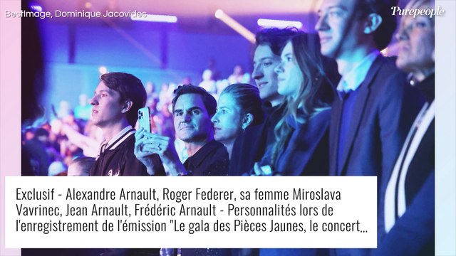 Emmanuel et Brigitte Macron : Heureux en famille devant Didier Deschamps amoureux pour les Pièces Jaunes