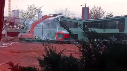 Ankara Tenis Kulübü'nün binası yıkıldı