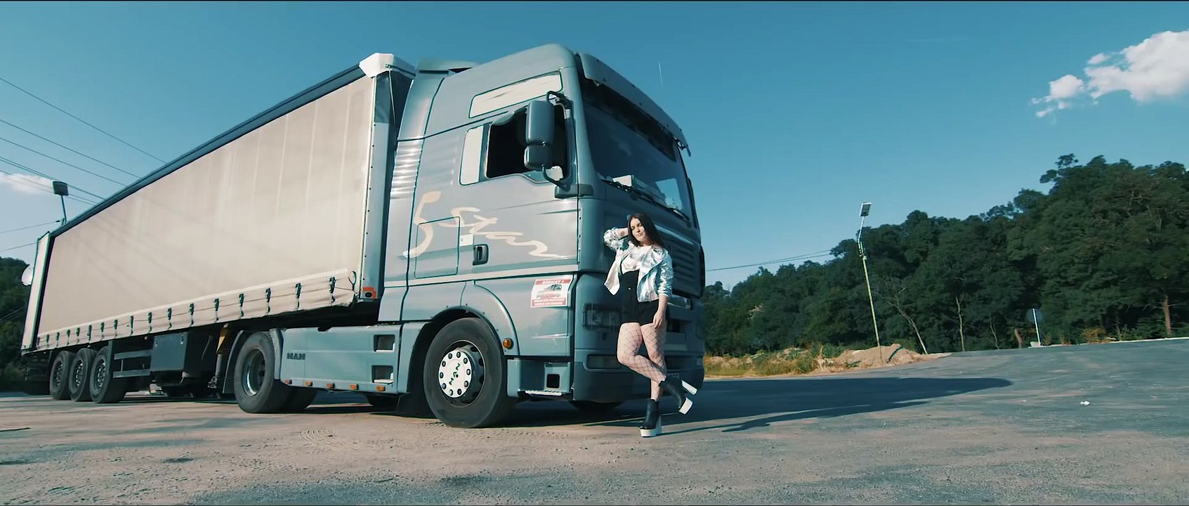 Serena - Waiting  Official Video