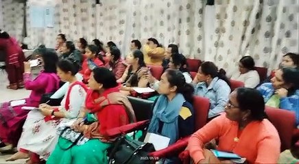 शिक्षकों को दिया हेल्थ वेलनेस का प्रशिक्षण