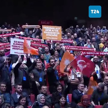 Paradan altı sıfırı attık Altılı Masa'dan da atacağız pankartını okuyan Erdoğan: Şu kızımıza bak, nereden bulmuş bunu; bu ne zeka bu, dört dörtlük