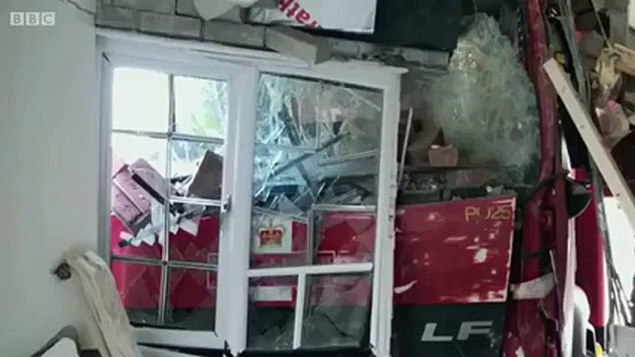 Close Calls - On Camera - Se3 - Ep08 HD Watch