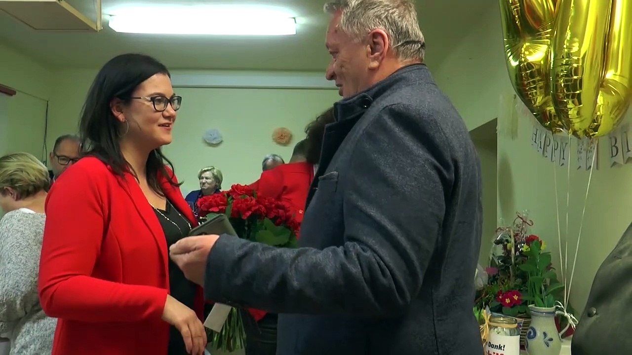 Mistelbach  -  Die Rabensburgerin und SPÖ-Nationalrätin Melanie Erasim feiert ihren 40er