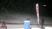 Keltepe Kayak Merkezi'nde kar yağışı başladı