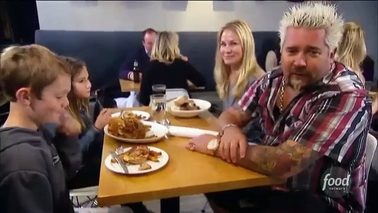 Diners, Drive-ins and Dives - Se26 - Ep102 - All Stacked Up HD Watch