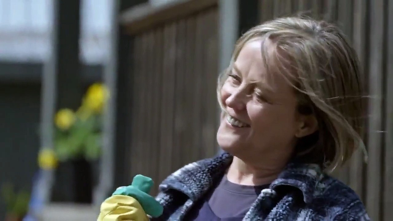 Fear Thy Neighbor - Se6 - Ep01 - Killer View HD Watch