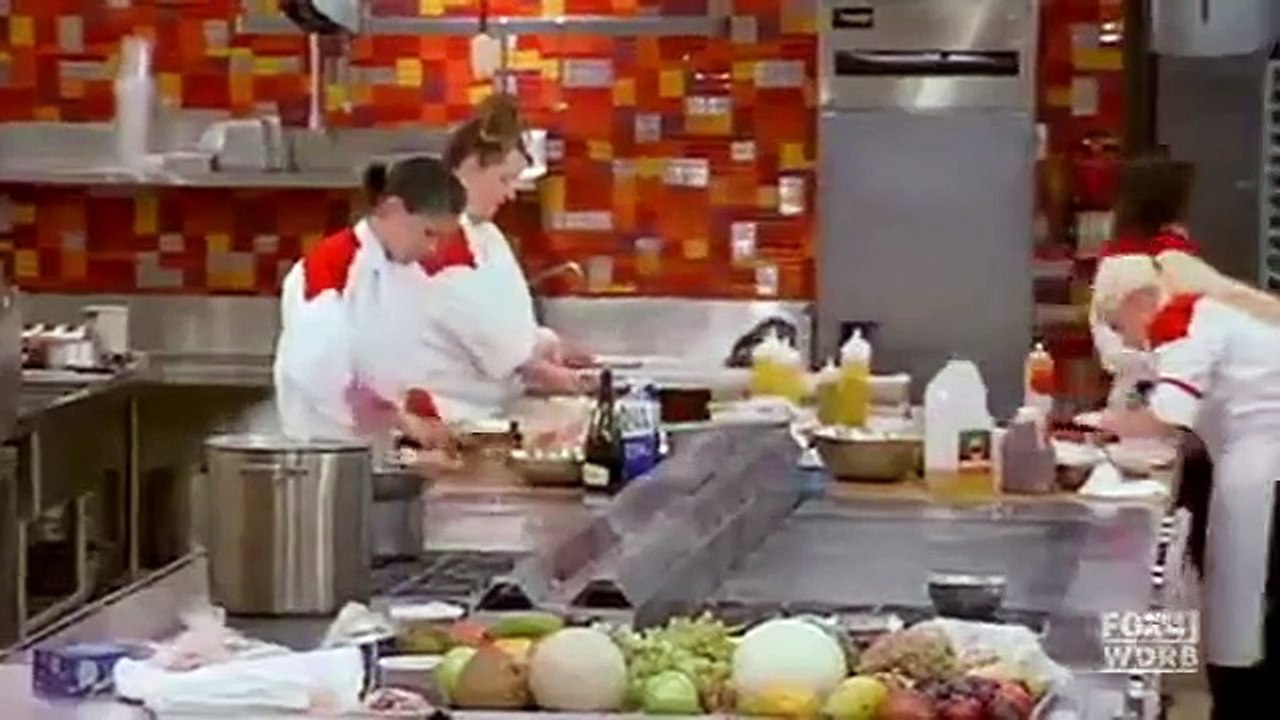Hell's Kitchen - Se9 - Ep09 - 9 Chefs Compete HD Watch