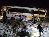Kayseri'de yolcu otobüsü şarampole devrildi: 3 ölü, 25 yaral