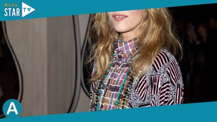 Vanessa Paradis : Rares confidences de sa soeur Alysson sur leur relation, "elle a été très présente