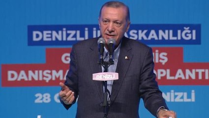 Salonda açılan pankart Erdoğan'ın dikkatinden kaçmadı: Maşallah bu ne zeka, dört dörtlük