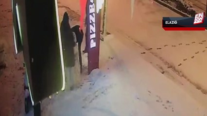 Elazığ'da karda kayıp düşenler