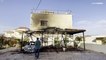 فيديو: مستوطنون يضرمون النار في منزل فلسطيني ويحطمون أكثر من مئة سيارة ومحل تجاري بالضفة الغربية