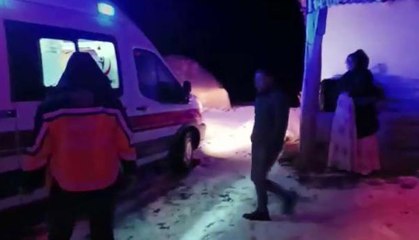 EVİNİN YOLU KARDAN KAPANAN HAMİLE ASİYE İÇİN EKİPLER SEFERBER OLDU