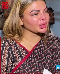 Rakhi Sawant mother passed away