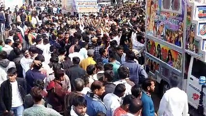 जयकारों से गूंजी छोटीकाशी,सड़कों पर दिखा धर्म का रैला