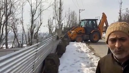 Intensified anti-encroachment drives continue  across #Kulgam district.