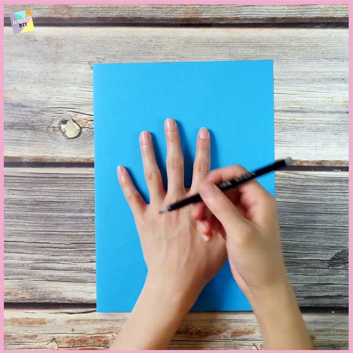 Teach it DIY - Counting Hands Craft For Early Math Learners ...