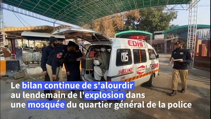 Pakistan: le bilan de l'explosion à Peshawar s'alourdit, des survivants racontent