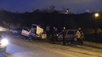 Trafik kazasında 4'ü çocuk 5 kişi yaralandı