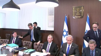 Papa critica 'espiral da morte' no Oriente Médio; Israel mira 'parentes de terroristas'