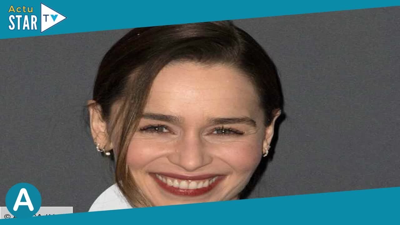 “C’est trop bizarre” : pourquoi Emilia Clarke ne veut pas regarder House of the dragon
