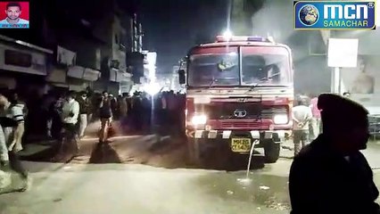 बैग की दुकान में लगी आग दमकल विभाग ने किया नियंत्रण सराफा परिसर में:-