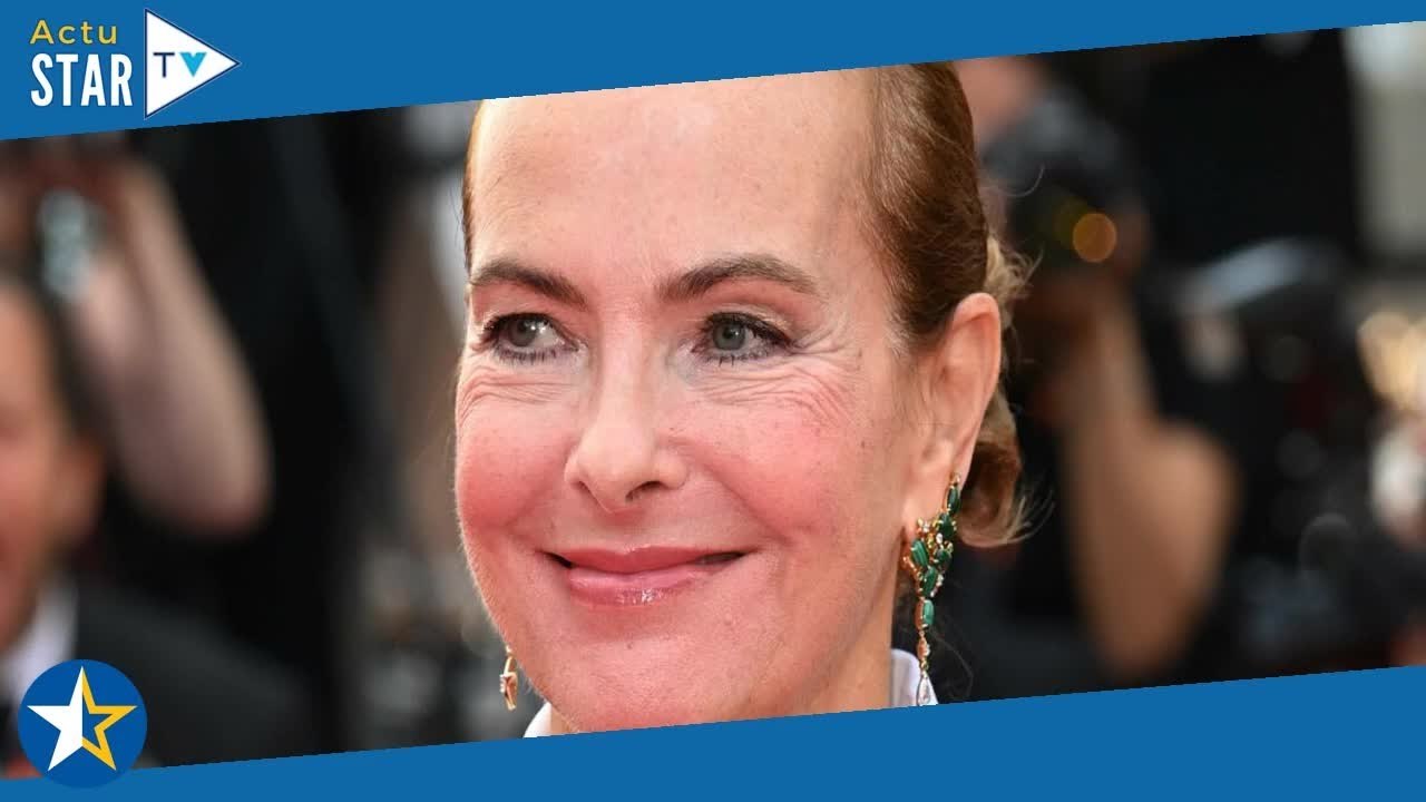 “J’ai moins de devoirs envers mes petits-enfants” : Carole Bouquet se confie sur son rôle de mère et