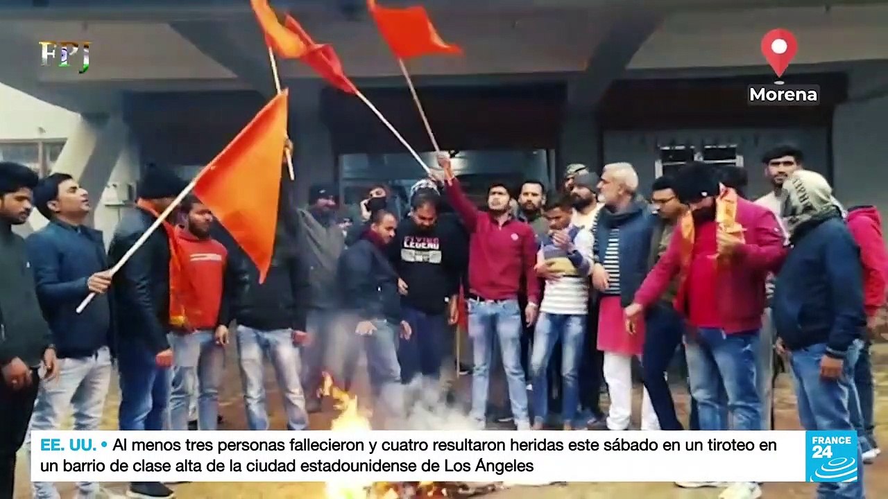 Polémica en India tras censura de película 'Pathaan' por color de prendas de vestir