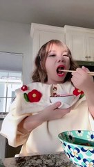 Múi Xù hào hứng sắm sửa đồ cho em bé