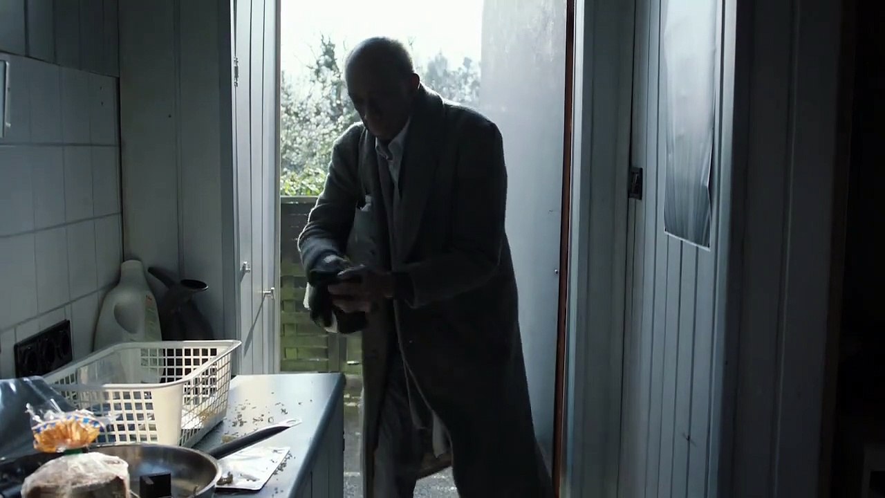 Counterpart - se2 - ep02 - outside in hd watch