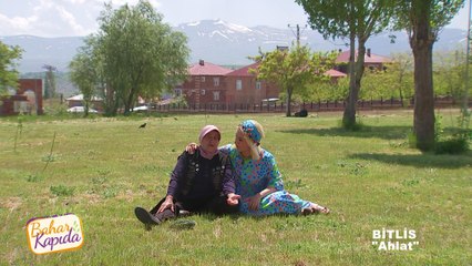 Bahar Kapıda - Kolaj | 28 Ocak 2023