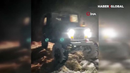 Uludağ'da yoğun karda mahsur kalan aile böyle kurtarıldı