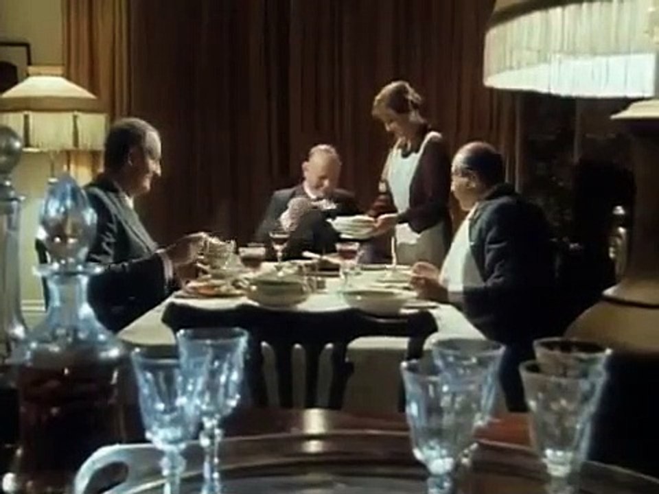 Agatha Christie's Poirot Se5 Ep05 HD Watch video Dailymotion