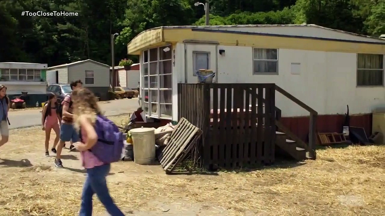 Too Close to Home - Se1 - Ep01 - Dangerously Close, Alabama HD Watch