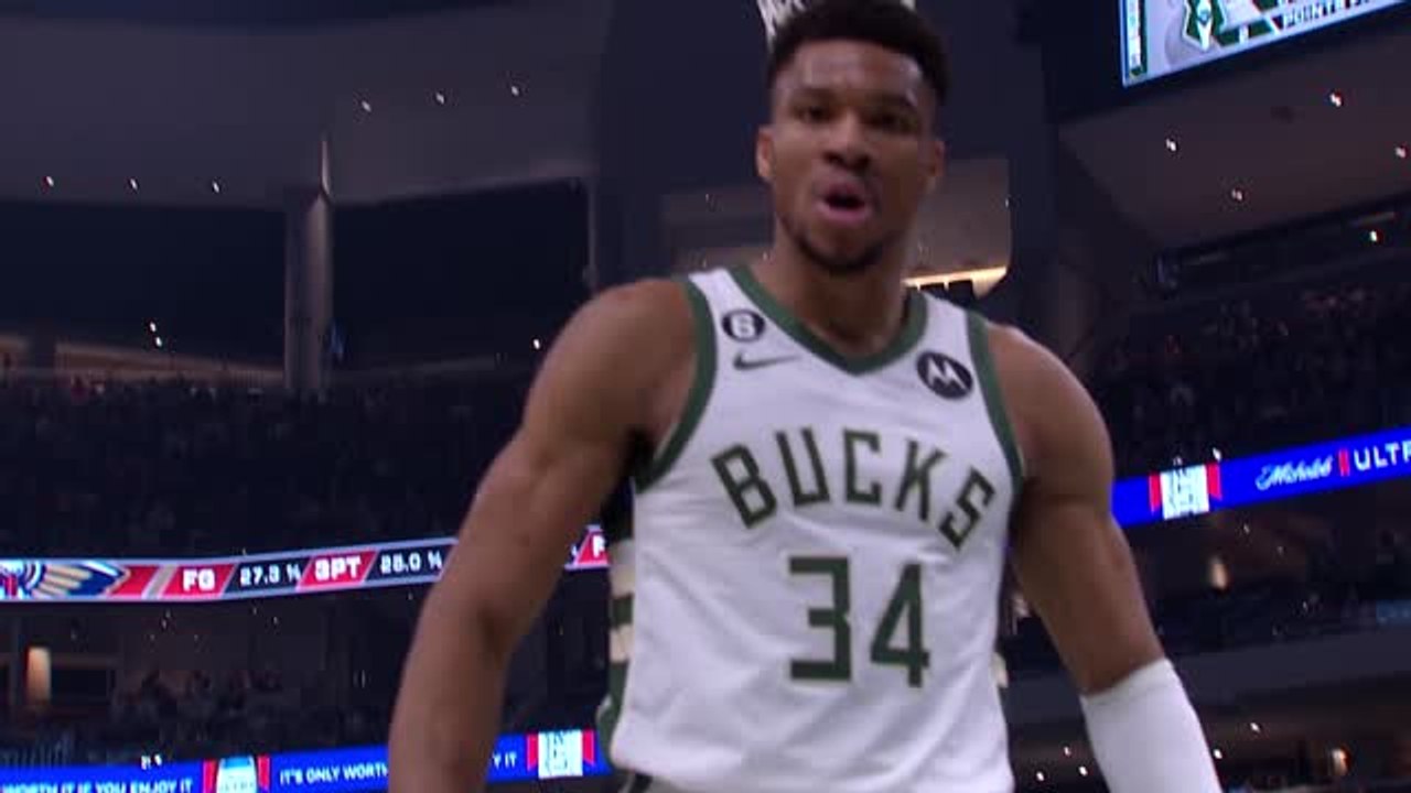 Giannis scores 50 again as Bucks dominate Pelicans