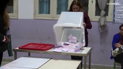 Tunisie : très faible participation aux législatives et nouveau désaveu pour le président