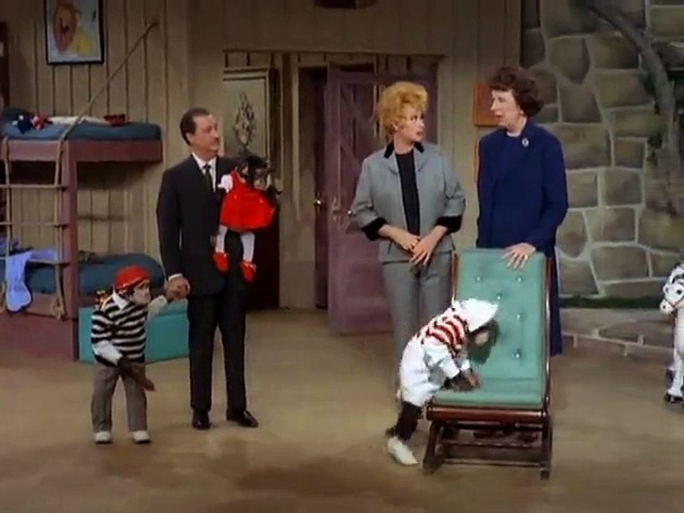 The Lucy Show - Se5 - Ep16 HD Watch