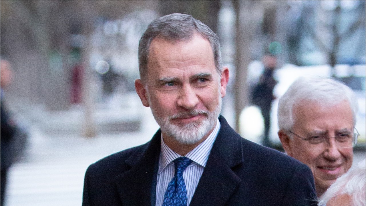 GALA VIDEO - Felipe VI d’Espagne : pourquoi a-t-il renoncé à l’héritage de son père Juan Carlos ?