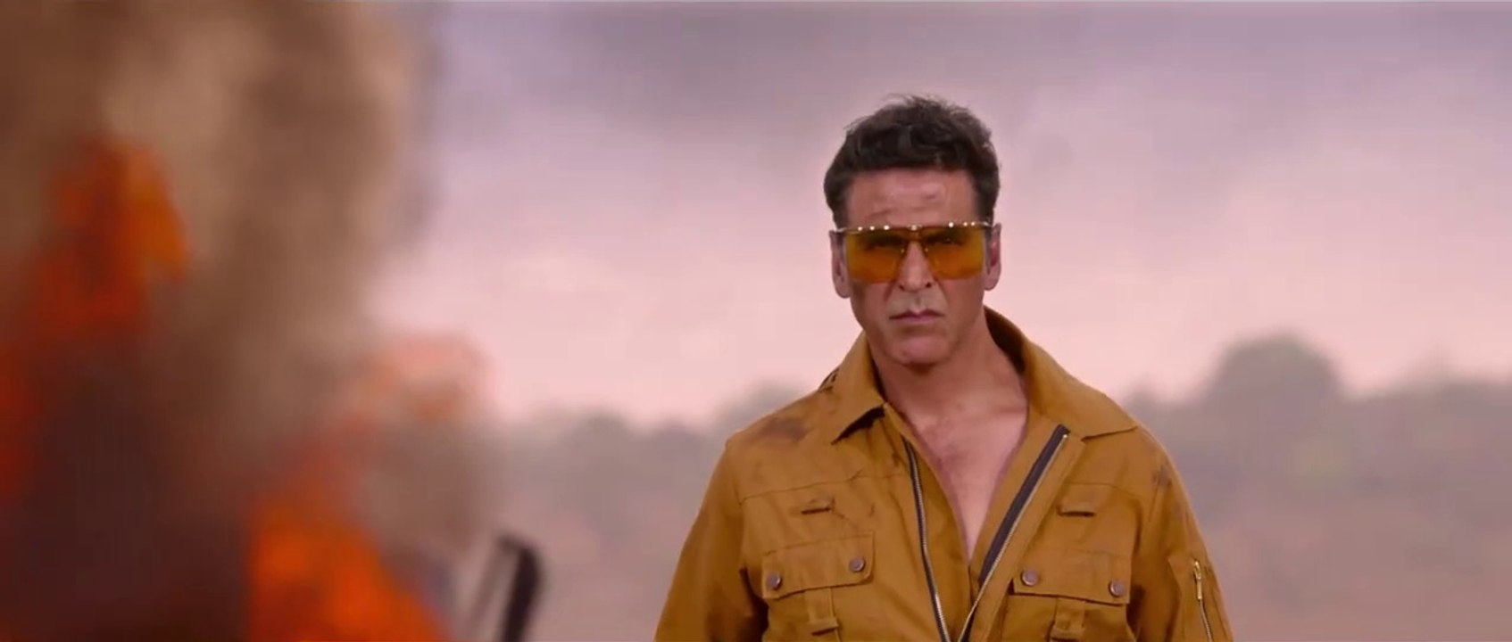 SELFIEE Official Trailer _ Akshay Kumar, Emraan, Nushrratt, Diana _ Raj Mehta _ In Cinemas Feb 24