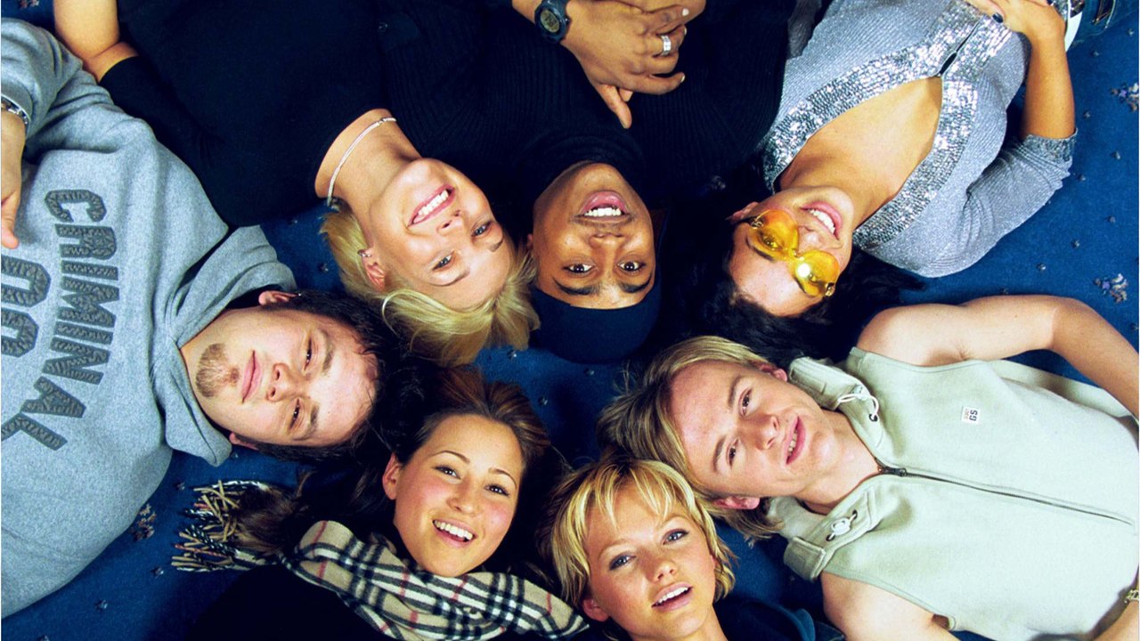 GALA VIDEO - S Club 7 : une chanteuse du célèbre groupe est devenue SDF