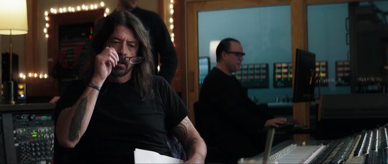 [1920x816] Crown Royal “Learns Something New” Super Bowl 2023 Commercial with Dave Grohl - video Dailymotion