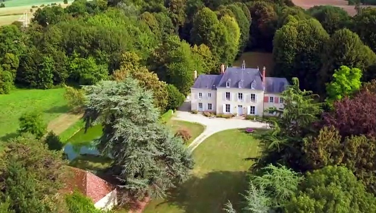 Escape to the Chateau - DIY - Se2 - Ep09 HD Watch