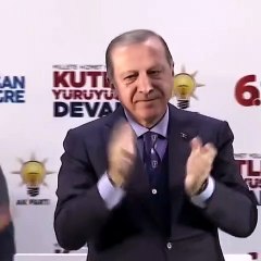 Demirtaş, Erdoğan'a sarılan partilinin görüntüsünü paylaştı