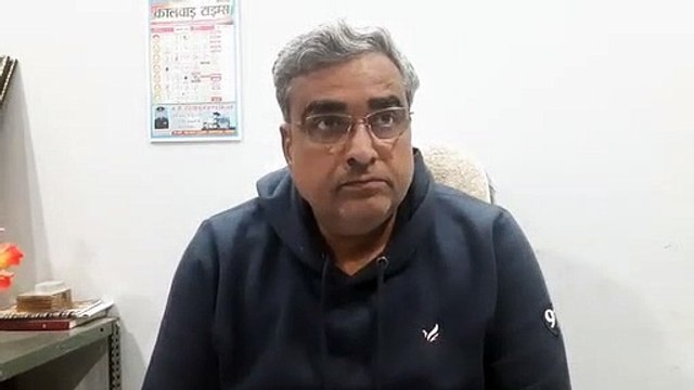 तेज हवा से टूटे 14 विद्युत पोल, गिरी डीपी, कई घंटे बंद रही बिजली, हवा से गेहूं की फसल भी पसरी