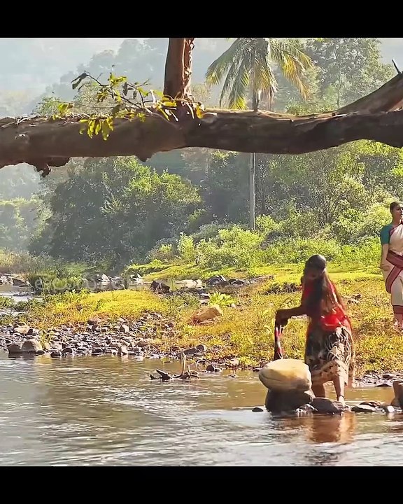 Manche Digu Manche  Telugu Hit Song Bit