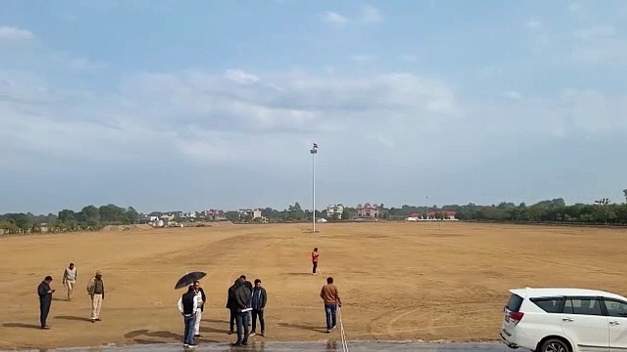मीणा पंच अथाई में हेलीपेड बनाने का कार्य शुरू