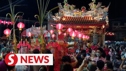 A grand homage to Jade Emperor on his birthday