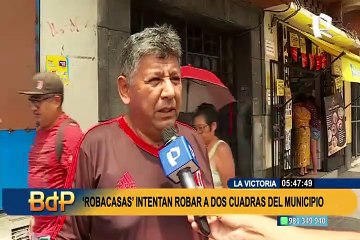 'Robacasas' intentan ingresar a edificio, pero aparición de vecino los hace huir